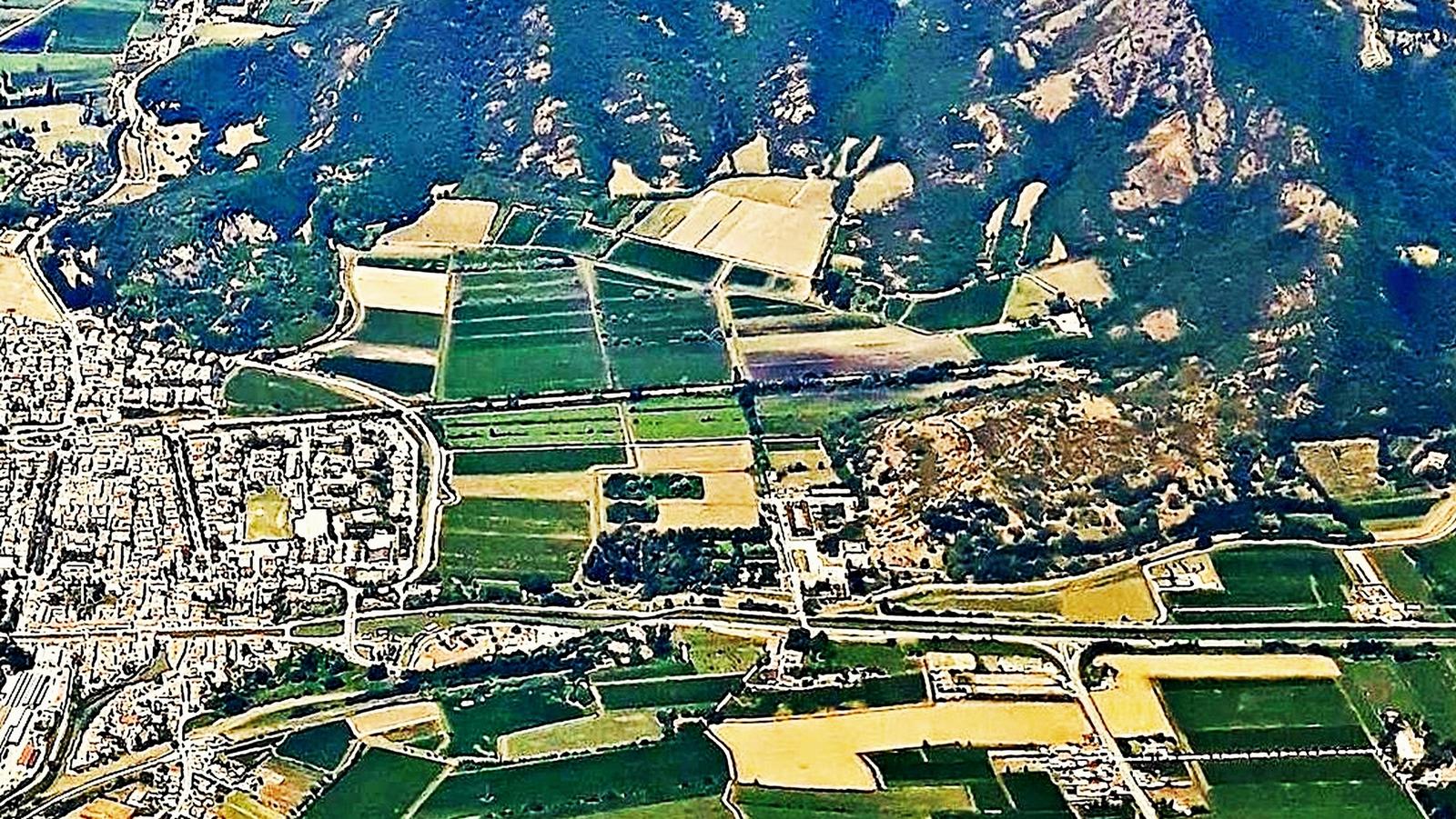 Veduta aerea della tenuta del Catajo a Battaglia Terme, con il parco principale.