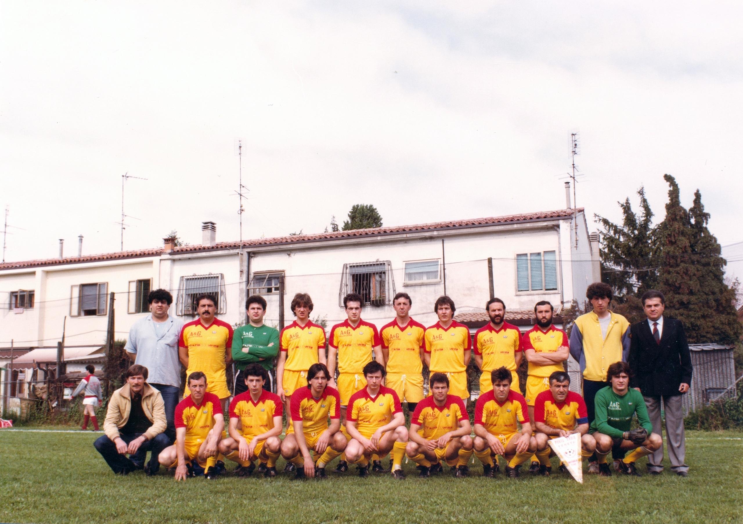 1984/86 Punto Radio Veneto (foto 1).