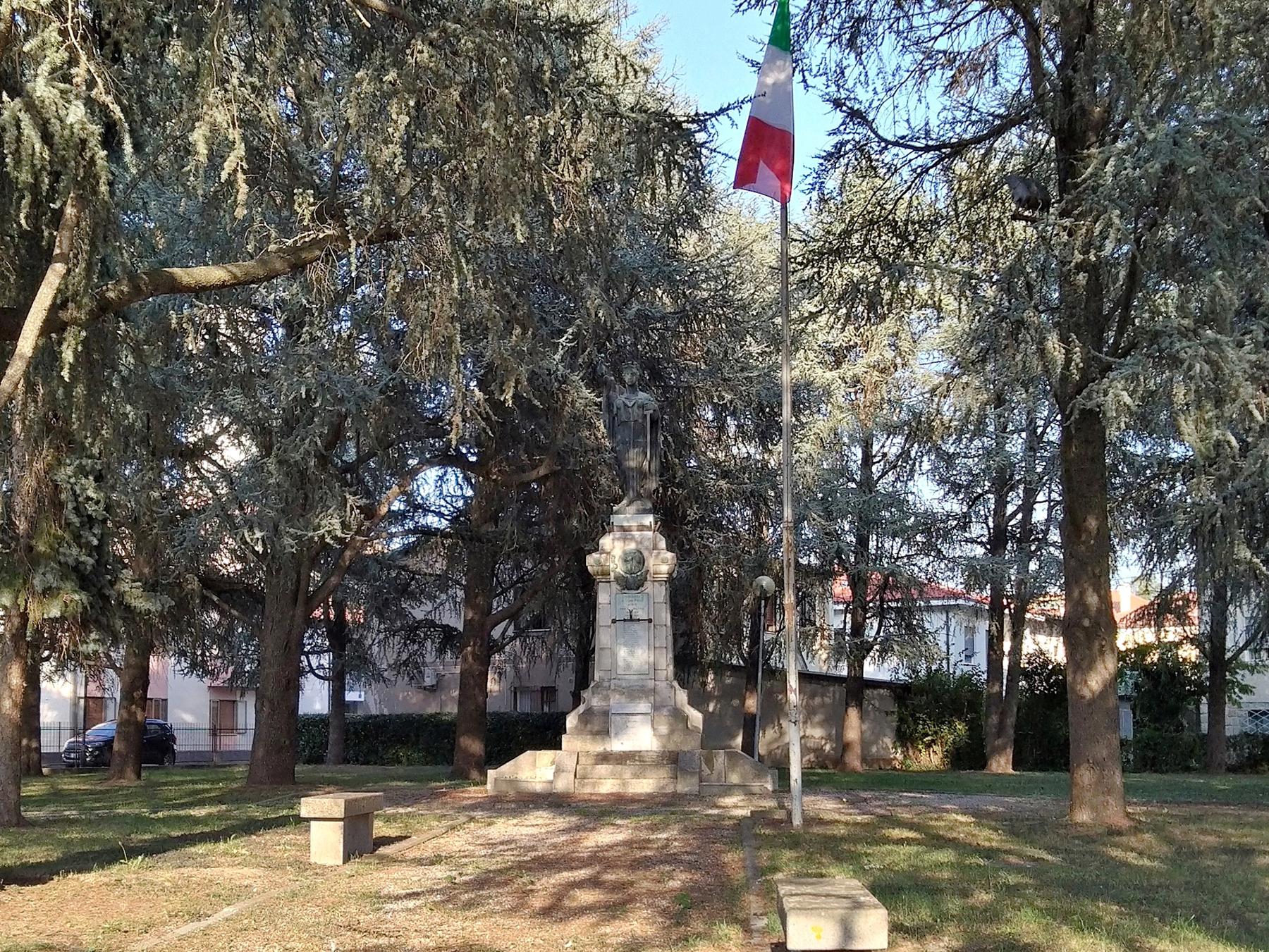 Giuseppe Milani, Monumento ai Caduti di Pernumia (1).